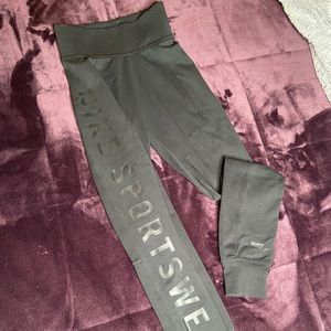 Nike Sportswear Leggings *BRAND NEW*